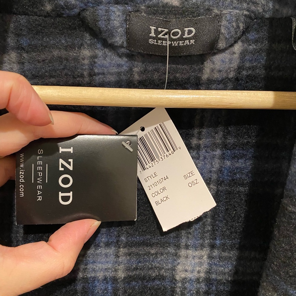 NWT Mens Izod Robe Black And Blue Plaid With attached Belt One Size - Picture 2 of 4